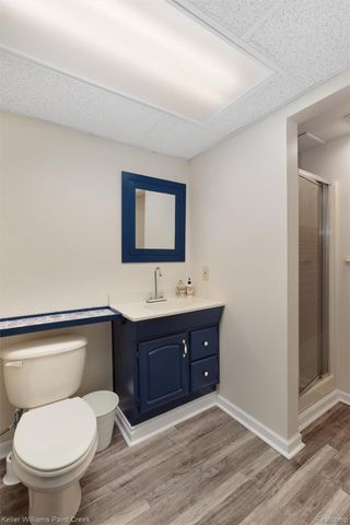 975 Woodlane Drive, Rochester Hills, MI 48307