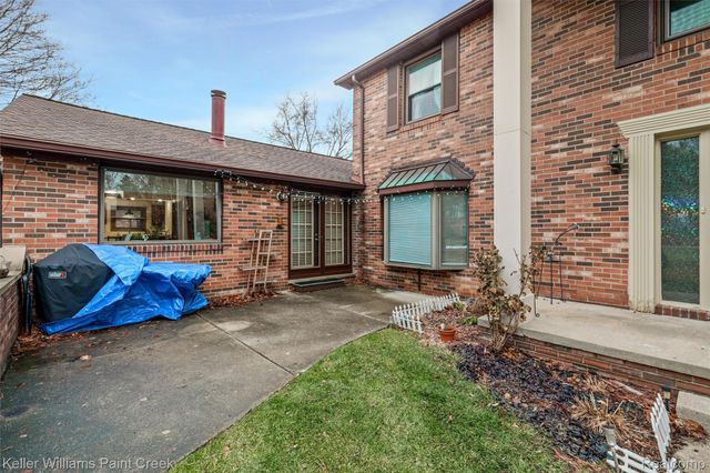 975 Woodlane Drive, Rochester Hills, MI 48307