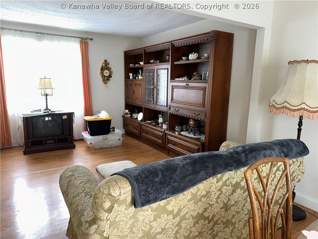 5204 Avery Circle, Cross Lanes, WV 25313