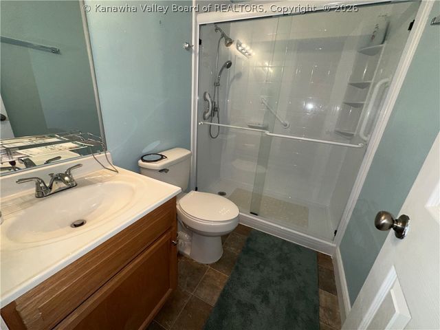 5204 Avery Circle, Cross Lanes, WV 25313