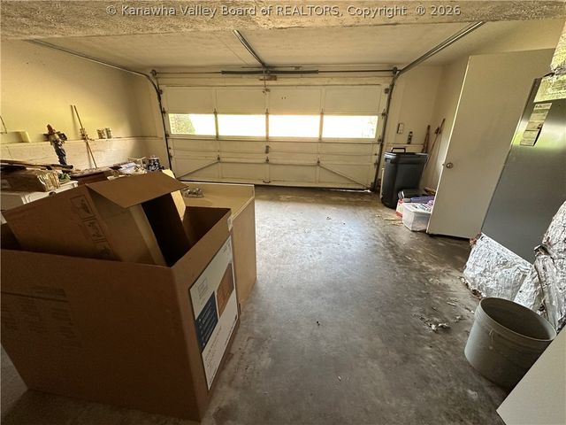 5204 Avery Circle, Cross Lanes, WV 25313