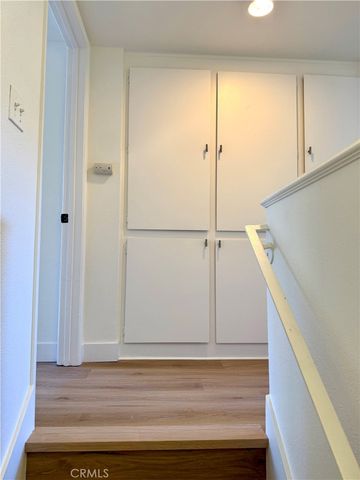 21930 Marylee 98, Woodland Hills, CA 91367