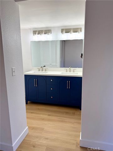 21930 Marylee 98, Woodland Hills, CA 91367