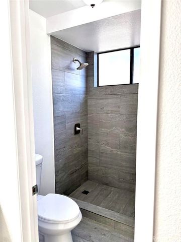 21930 Marylee 98, Woodland Hills, CA 91367