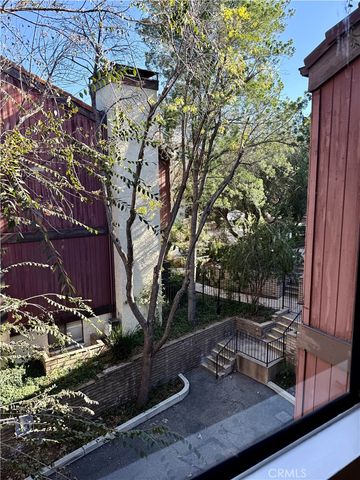 21930 Marylee 98, Woodland Hills, CA 91367