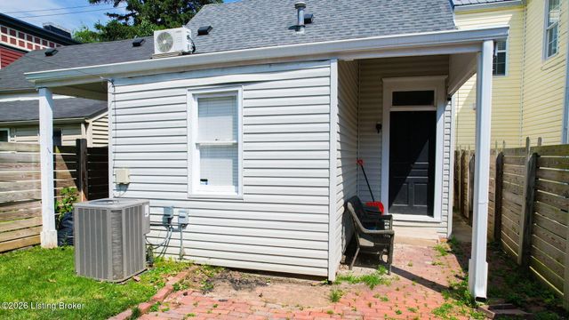 1434 E Breckinridge St, Louisville, KY 40204