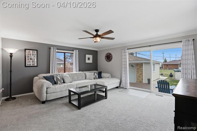 20801 Revere Street, Saint Clair Shores, MI 48080