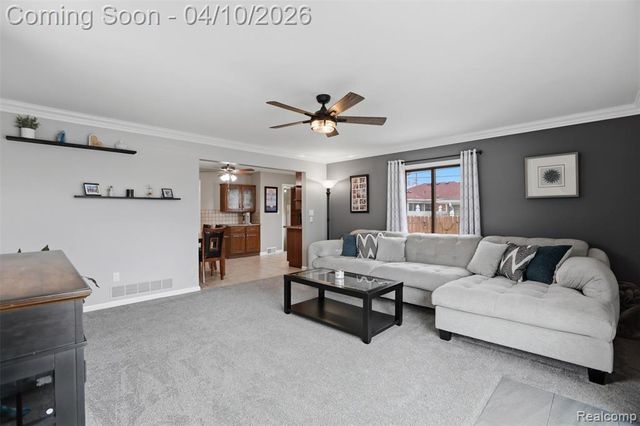 20801 Revere Street, Saint Clair Shores, MI 48080