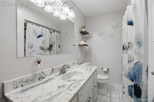 20801 Revere Street, Saint Clair Shores, MI 48080