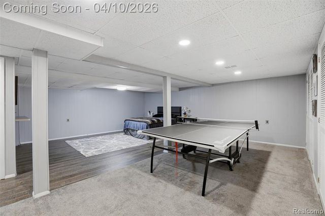 20801 Revere Street, Saint Clair Shores, MI 48080