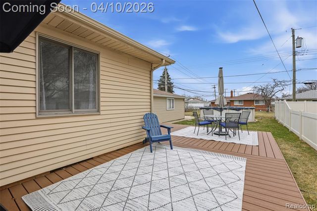 20801 Revere Street, Saint Clair Shores, MI 48080