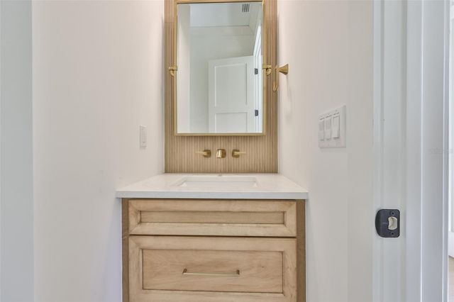 4123 W CORONA STREET, Tampa, FL 33629