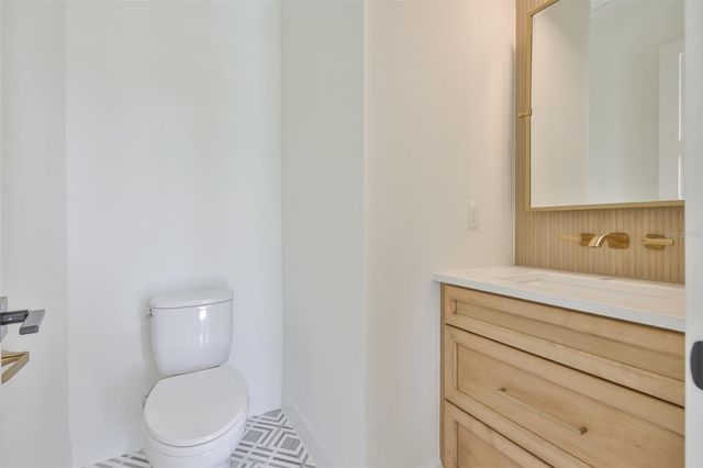 4123 W CORONA STREET, Tampa, FL 33629