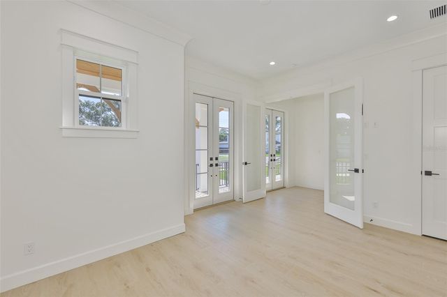 4123 W CORONA STREET, Tampa, FL 33629