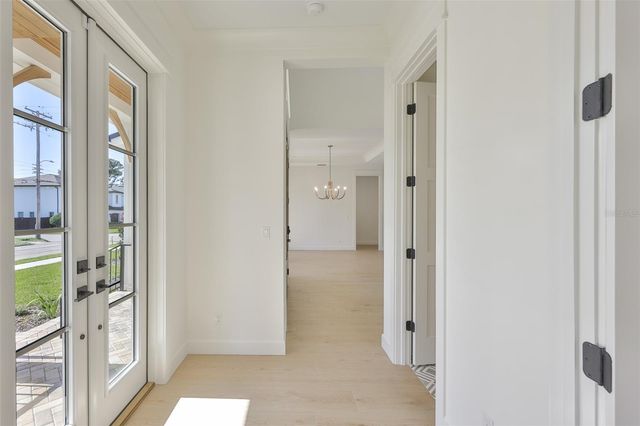 4123 W CORONA STREET, Tampa, FL 33629