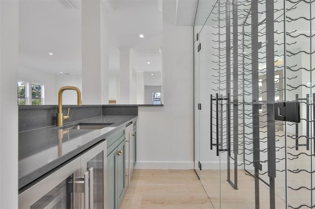 4123 W CORONA STREET, Tampa, FL 33629