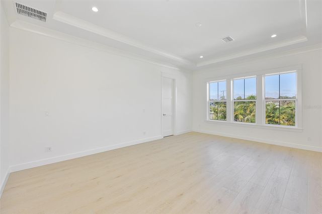 4123 W CORONA STREET, Tampa, FL 33629