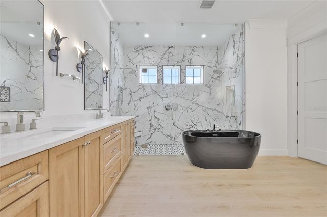 4123 W CORONA STREET, Tampa, FL 33629