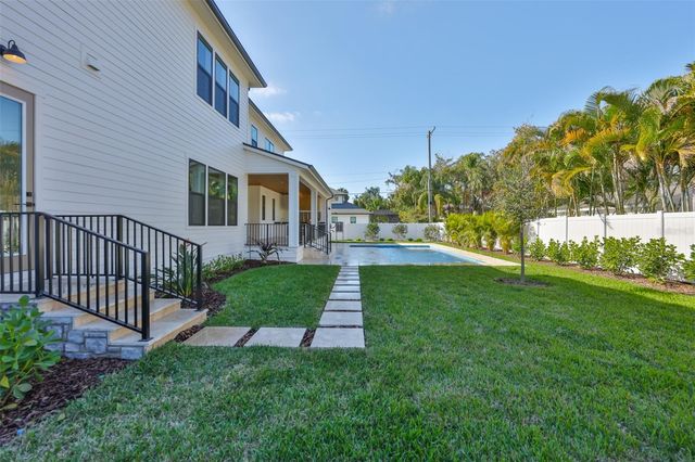 4123 W CORONA STREET, Tampa, FL 33629