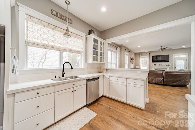 15328 Barnsbury Drive, Huntersville, NC 28078