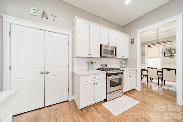 15328 Barnsbury Drive, Huntersville, NC 28078