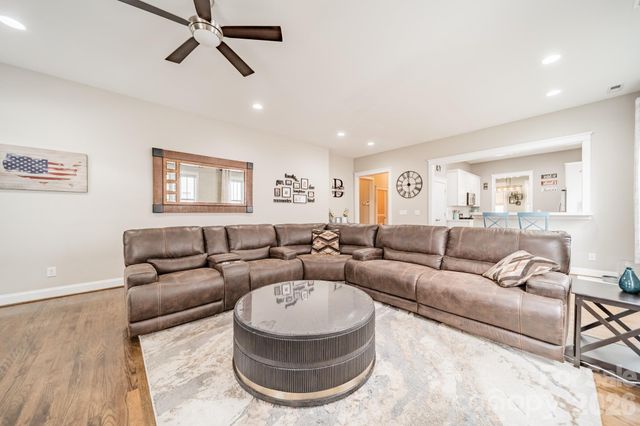 15328 Barnsbury Drive, Huntersville, NC 28078