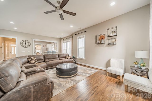 15328 Barnsbury Drive, Huntersville, NC 28078