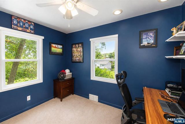 23 Algonquin Avenue, Rockaway Township, NJ 07866