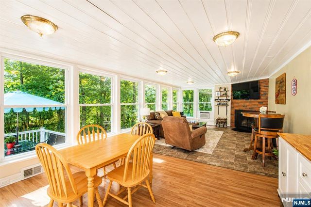 23 Algonquin Avenue, Rockaway Township, NJ 07866
