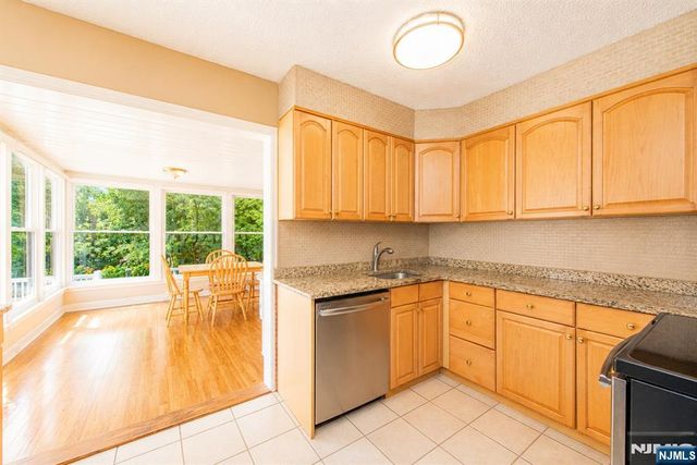 23 Algonquin Avenue, Rockaway Township, NJ 07866