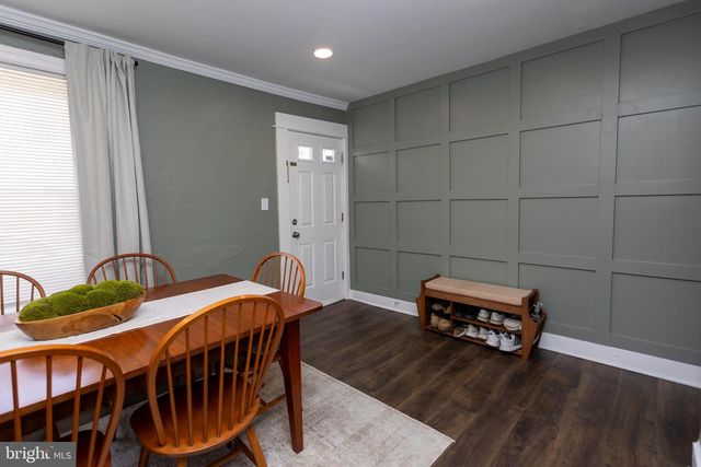 206 SHEAS TER, Ardmore, PA 19003