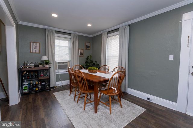206 SHEAS TER, Ardmore, PA 19003