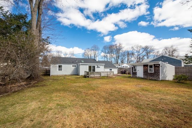 15 Dana Road, Weymouth, MA 02189