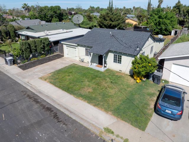3735 Texas Ave, Riverbank, CA 95367