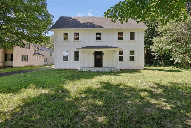 9 High Street, Boscawen, NH 03303