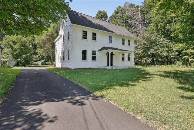 9 High Street, Boscawen, NH 03303