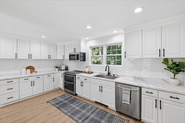 9 High Street, Boscawen, NH 03303