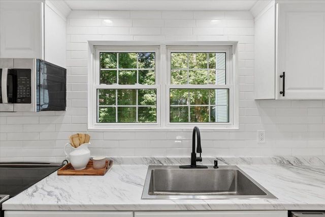 9 High Street, Boscawen, NH 03303