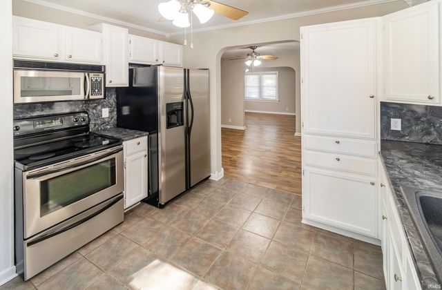 3106 Mount Vernon Avenue, Evansville, IN 47712