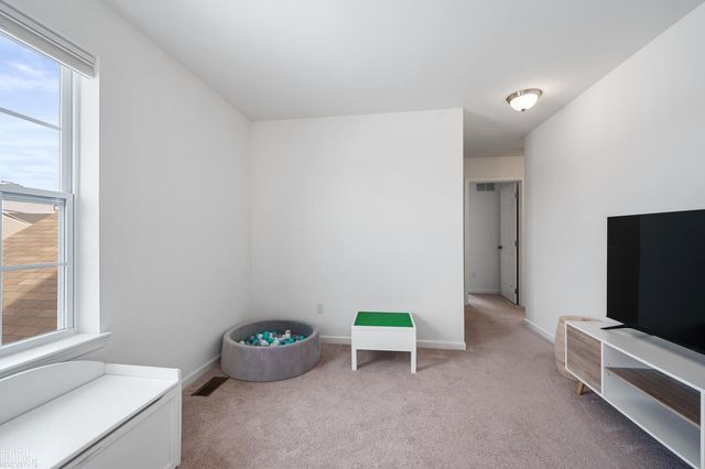 48284 Stapleton Avenue, Macomb, MI 48042