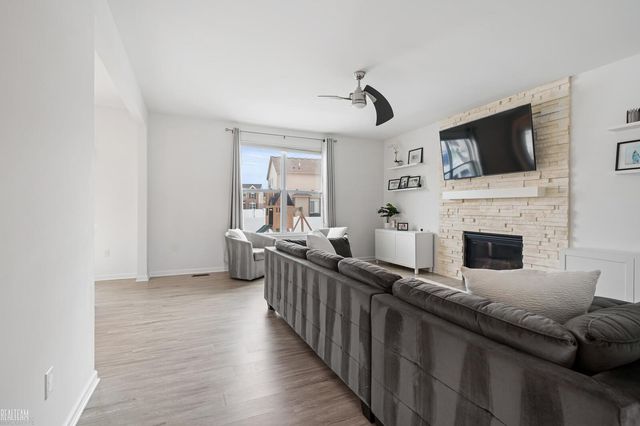 48284 Stapleton Avenue, Macomb, MI 48042