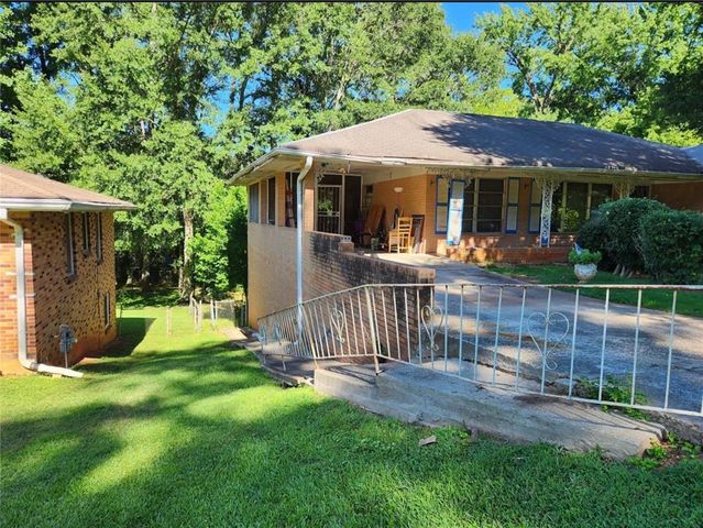 965 Stokeswood SE Avenue, Atlanta, GA 30316