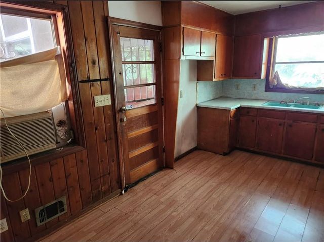 965 Stokeswood SE Avenue, Atlanta, GA 30316