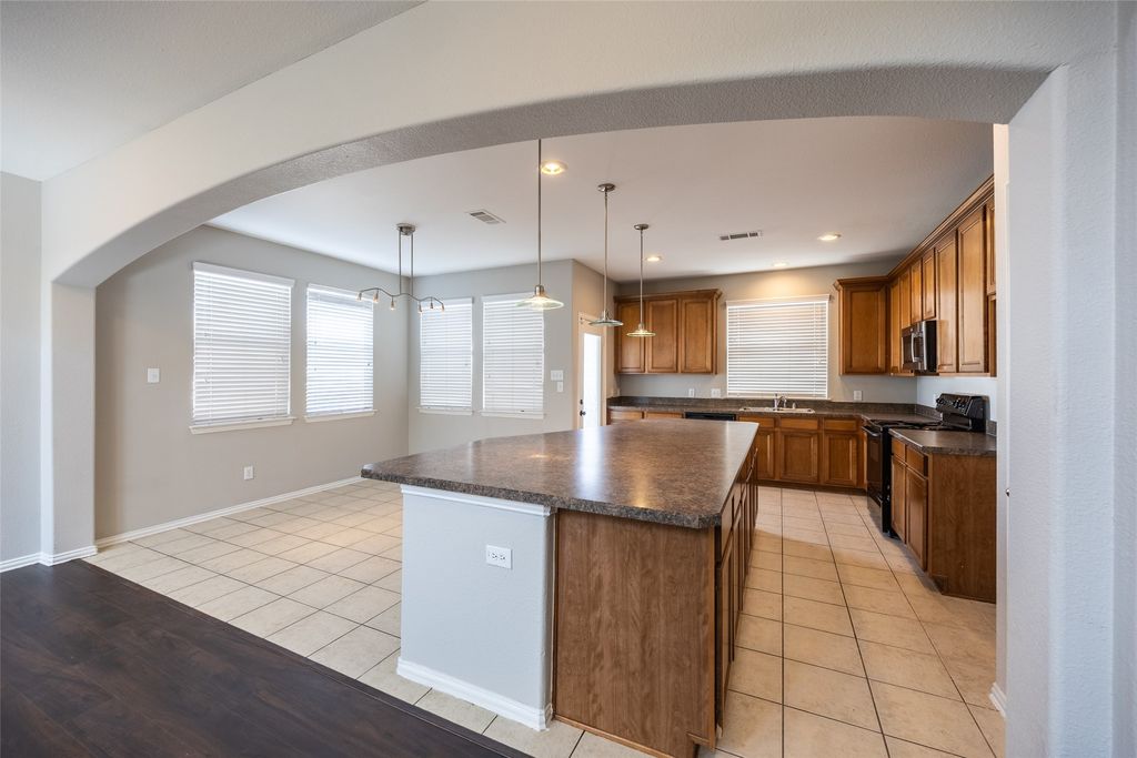 1815 Bridgeport Drive, Providence Village, TX 76227 — photo 5