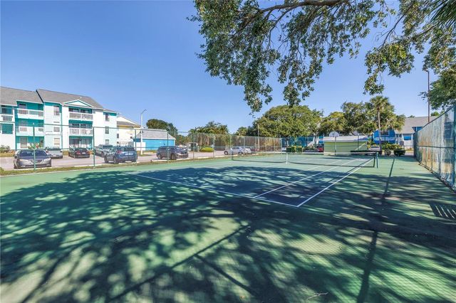 455 ALT 19 S 266, Palm Harbor, FL 34683