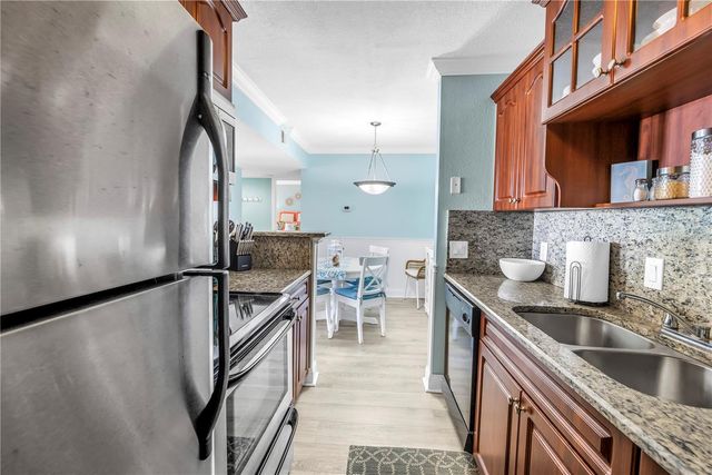 455 ALT 19 S 266, Palm Harbor, FL 34683