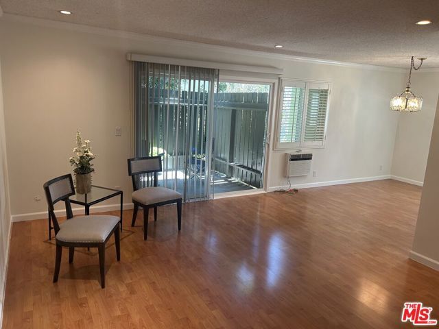 4915 Indian Wood Road 500, Culver City, CA 90230