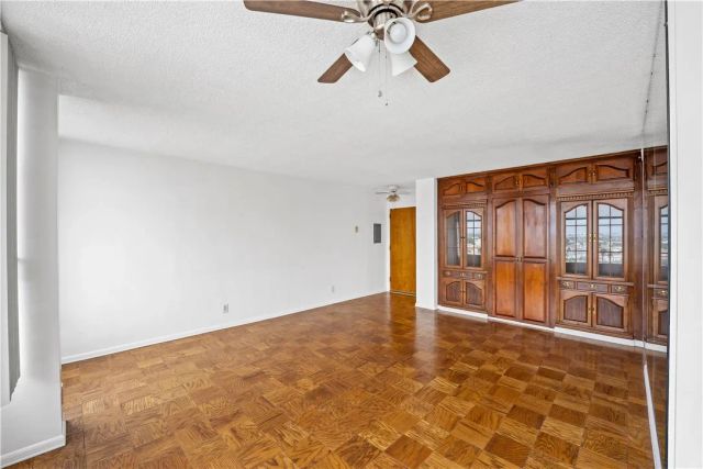 100 Atlantic Avenue 905, Long Beach, CA 90802