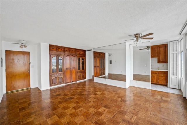 100 Atlantic Avenue 905, Long Beach, CA 90802