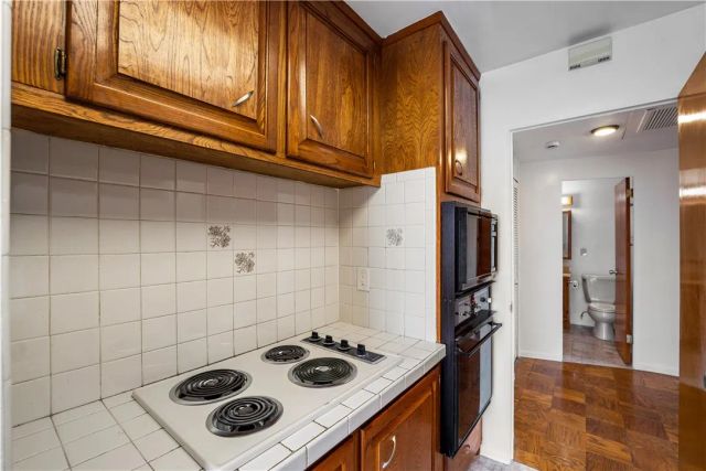 100 Atlantic Avenue 905, Long Beach, CA 90802